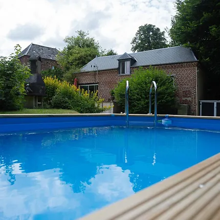 Le Petit Chateau * Saint-Michel (Aisne)